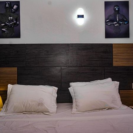 Prince Home Douala Exterior foto